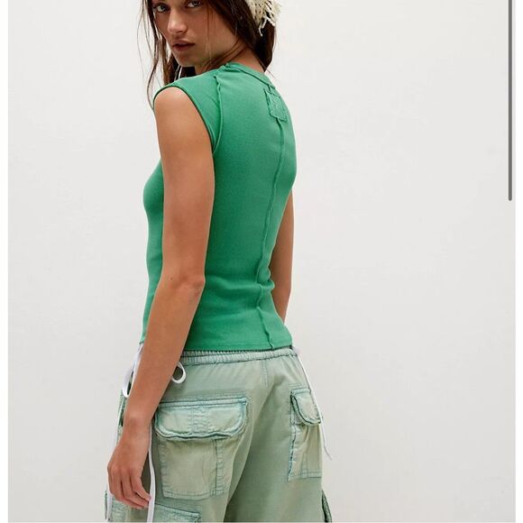 We The Free People Ever Had Tee in jolly green XL NEW - Picture 2 of 3